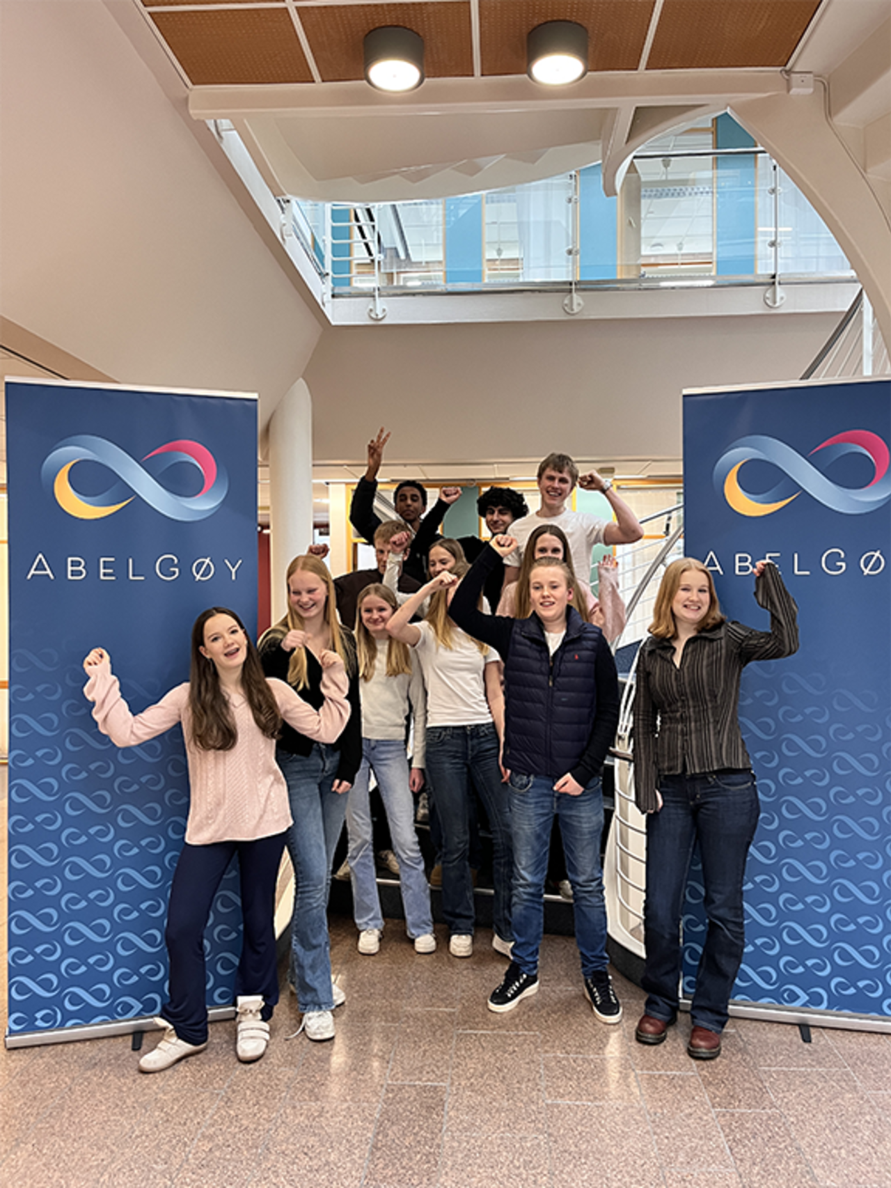 2026 mars Abelgøy web alle elevene_.png