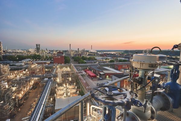 Emissions header.jpg