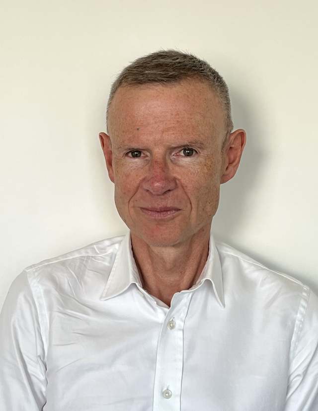 Steve Dossett.jpg