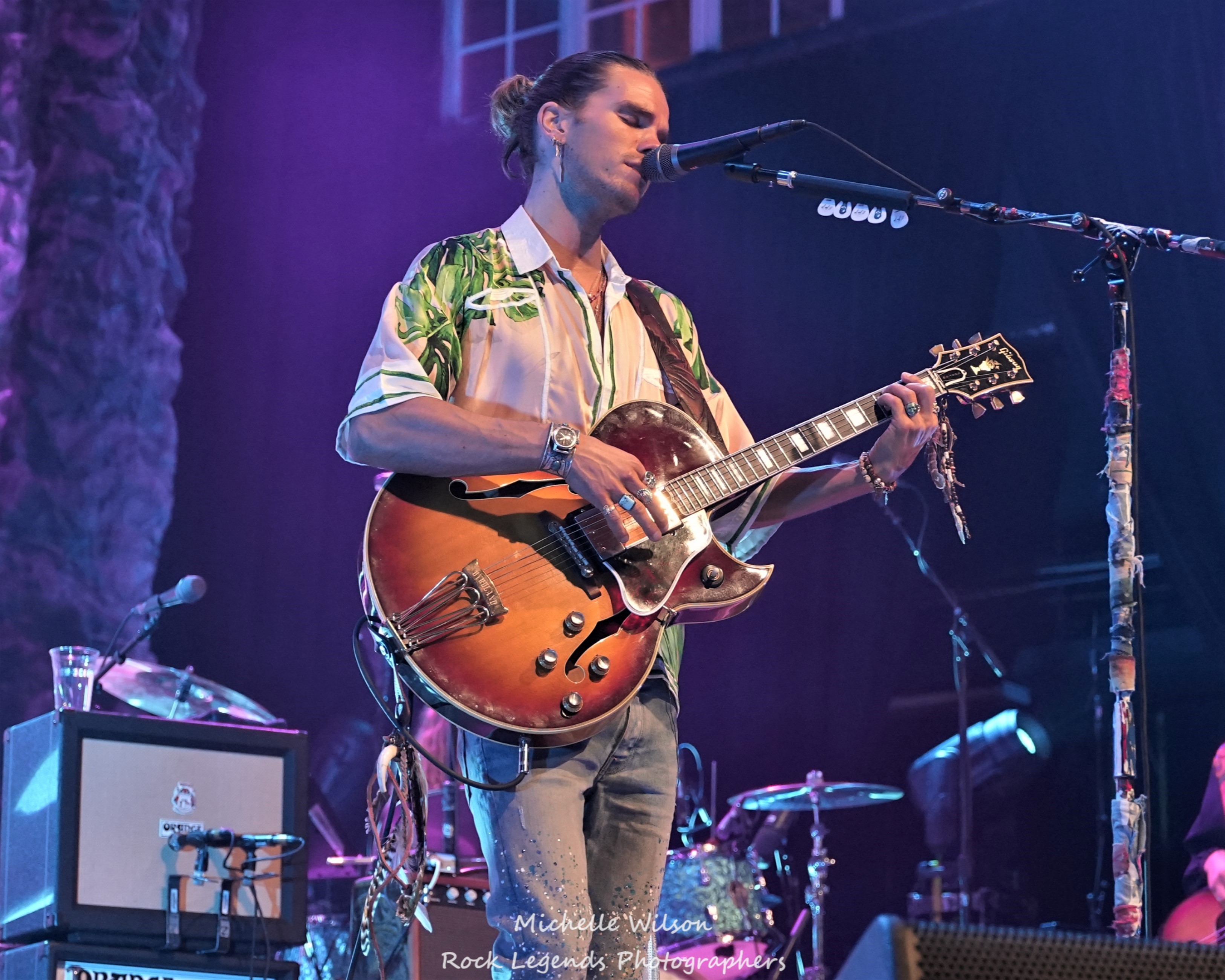 JJ Julius Son (Jökull Júlíusson) of KALEO JJ Julius Son (Jökull Júlíusson) of KALEO