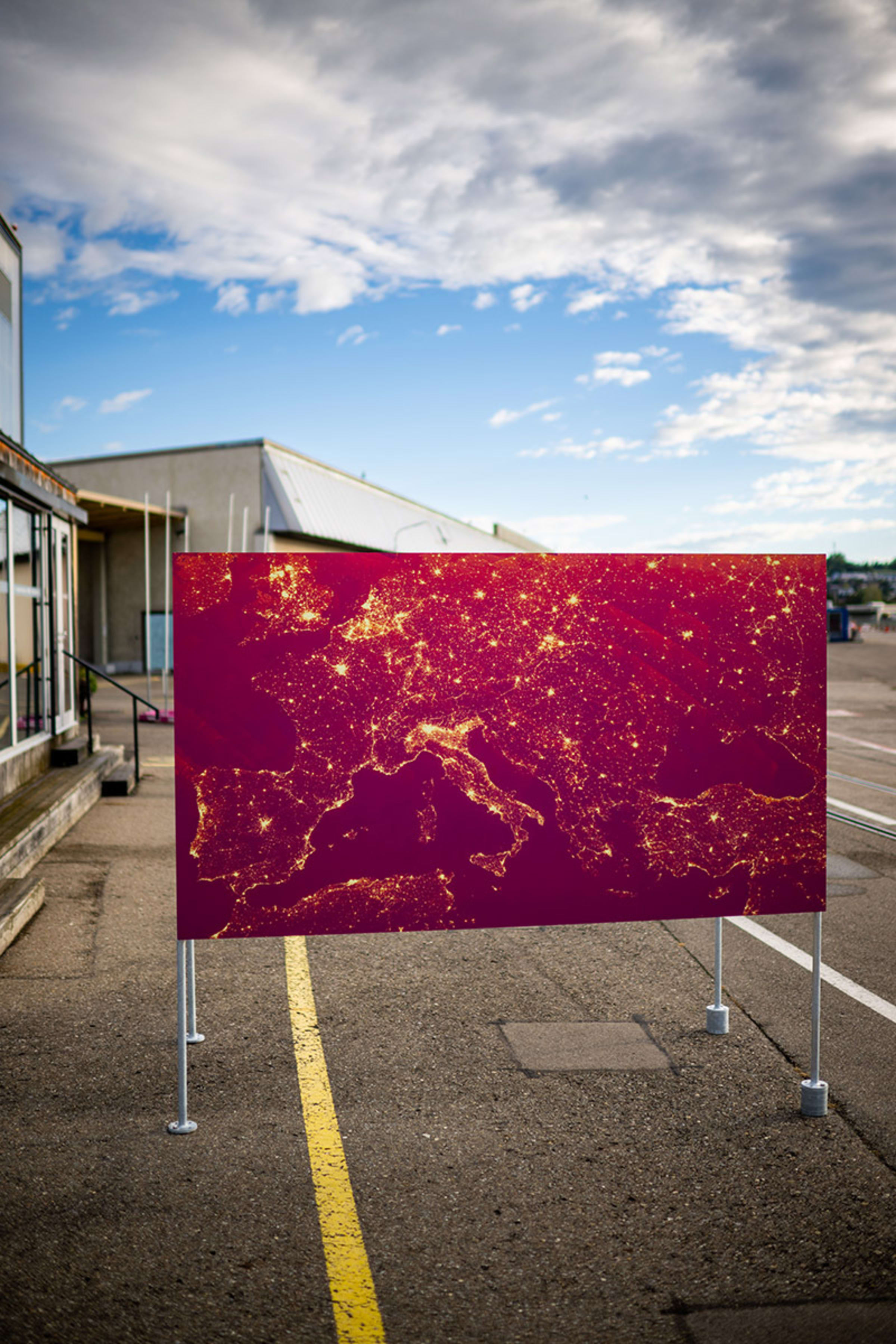 Bright night Innovation Park Zurich