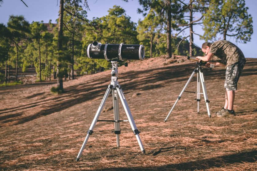 Study Astronomy Experience, Job Opportunities, Salary + Survey