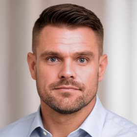 B Decker, Digital Content Specialist
