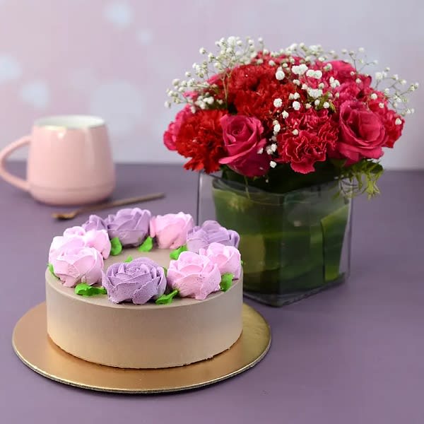 Online Cake and Flower Delivery | Send Cake and Flowers Combo Gifts Online  - Indiagift