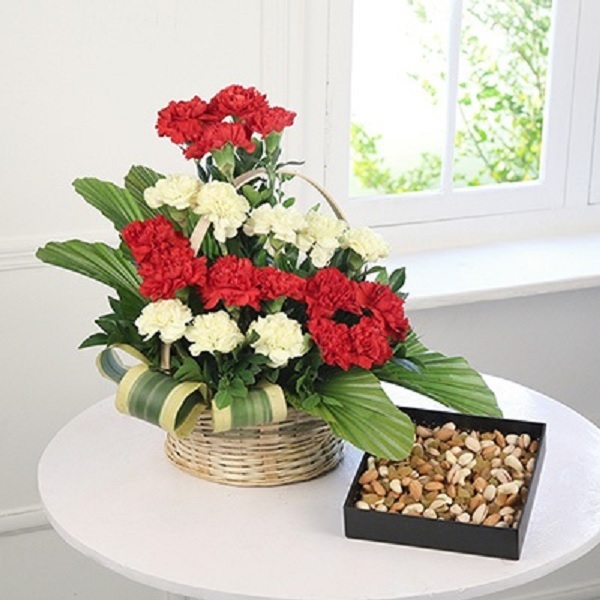 Order Dry Fruits and Flowers online free delivery in 3 hours Flowera