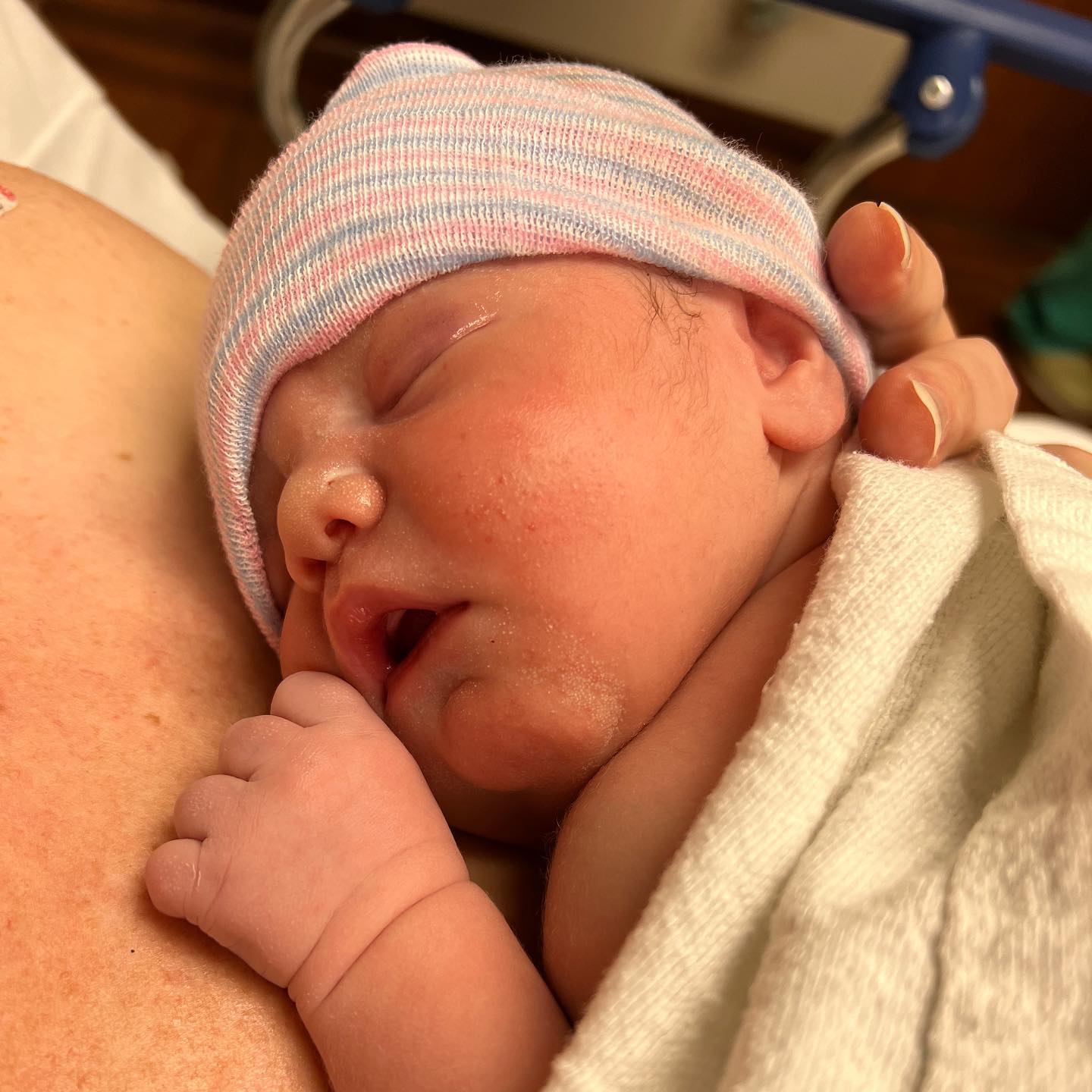 Baby Aparicio born @ 9:12am. 6lbs 11oz. Mom and baby boy are doing great!