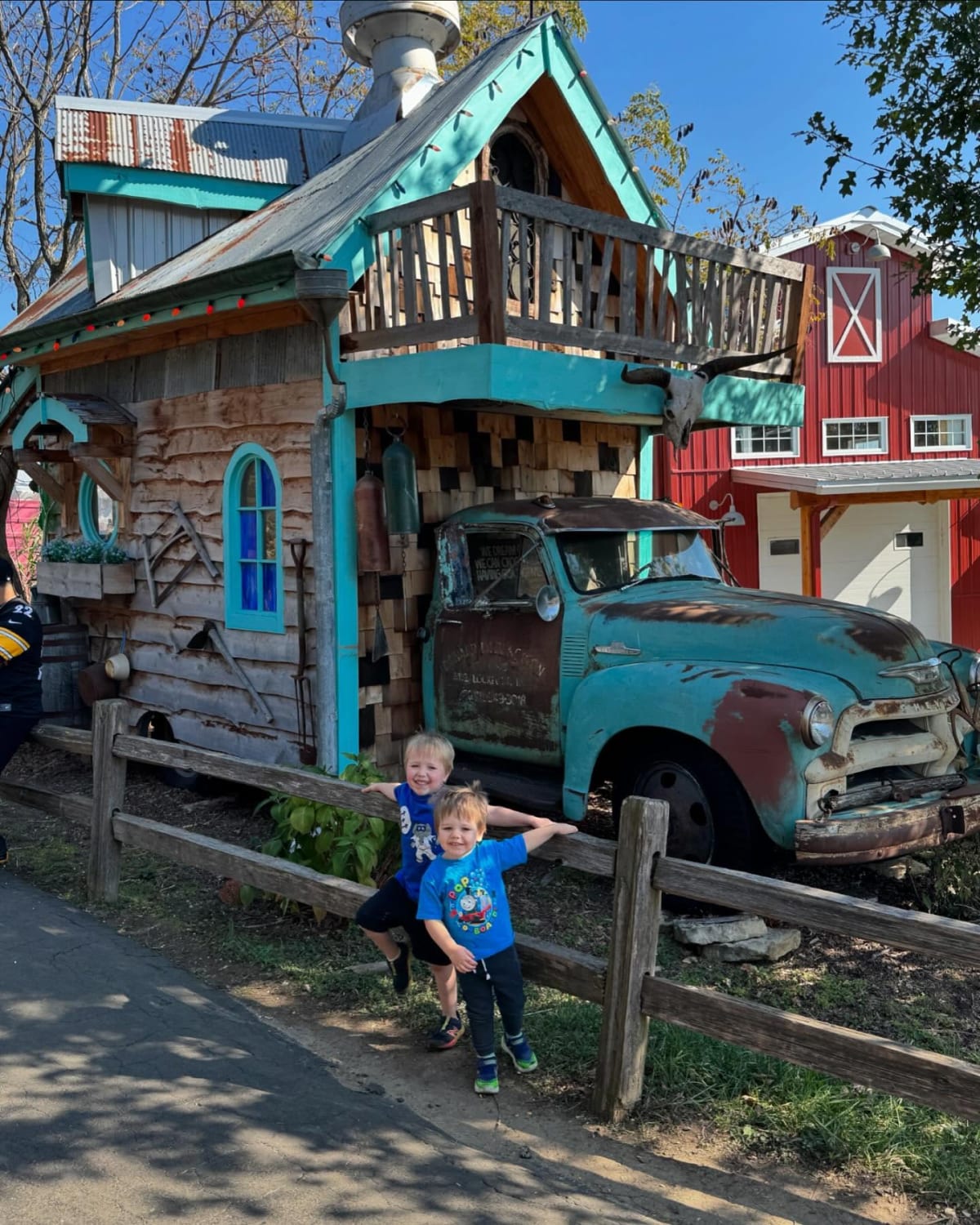 Took the boys to a pumpkin farm. ❤️