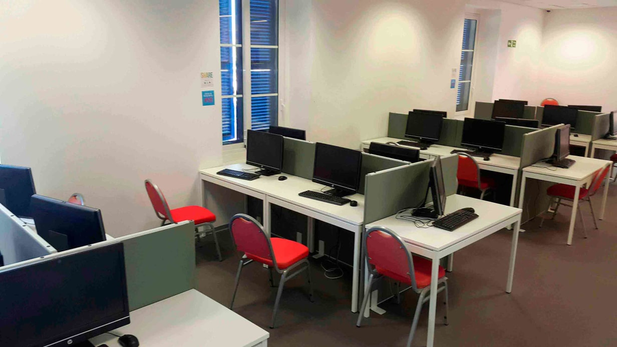 London School of Commerce Malta