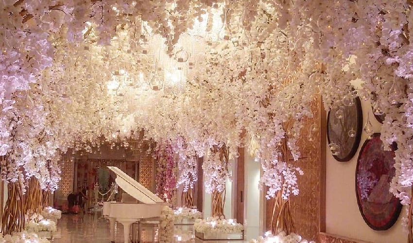 Luxury Floral Decor For A High Profile Engagement