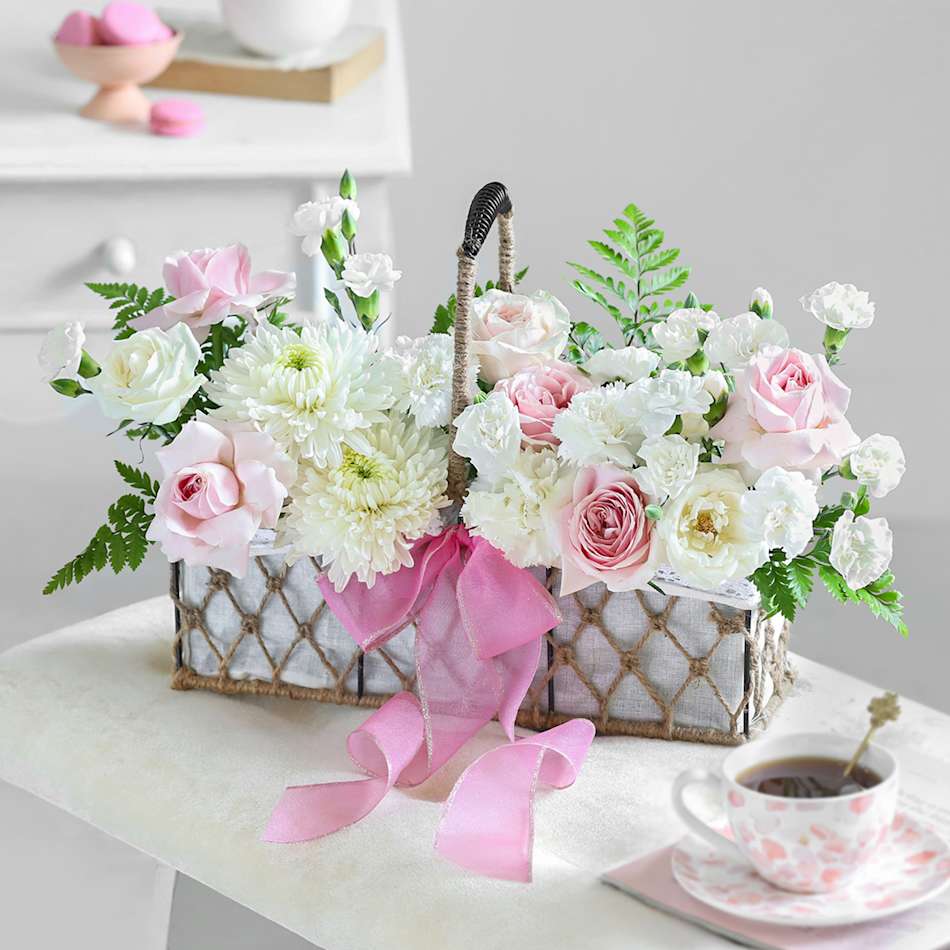 Flower arrangements online store