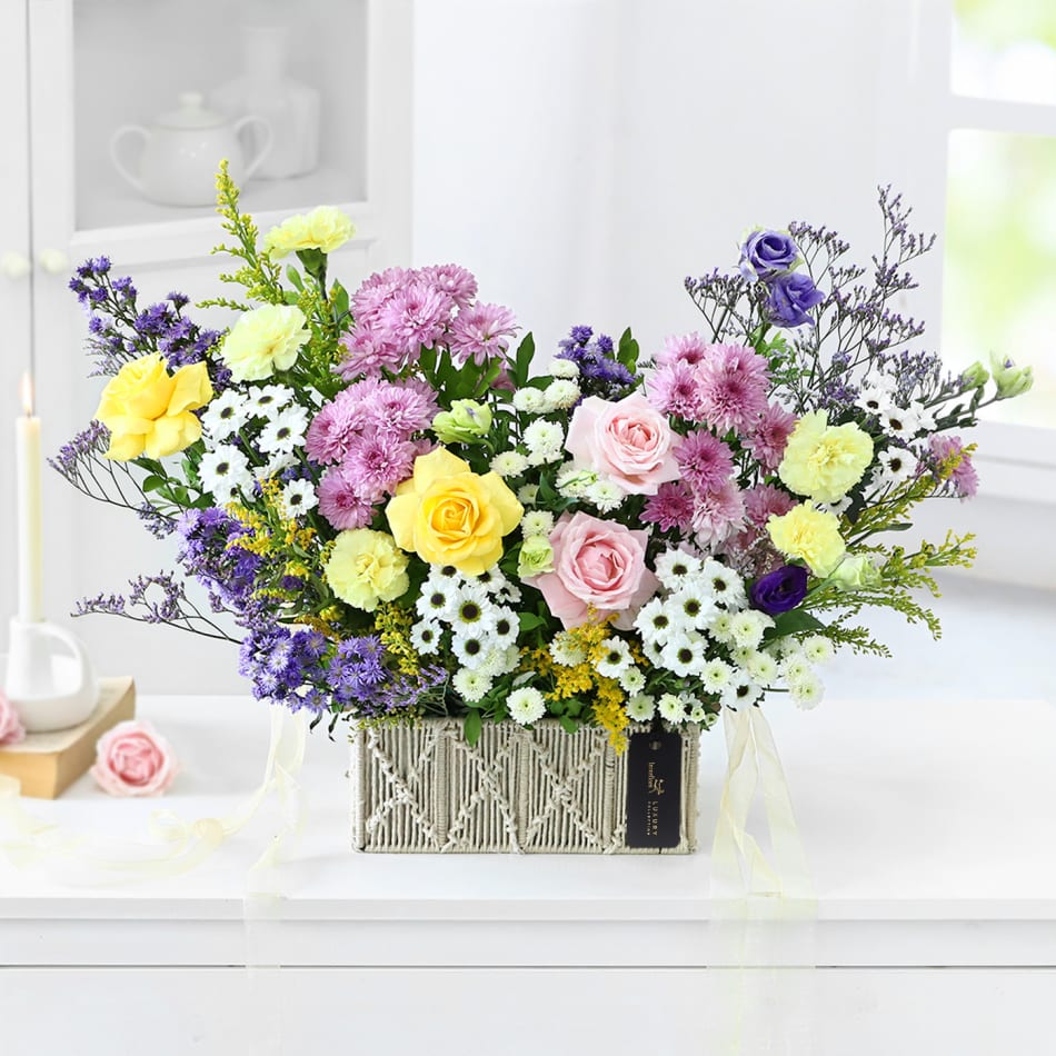 Birthday Flowers: Buy/Send Best Birthday Flowers Online - Interflora India