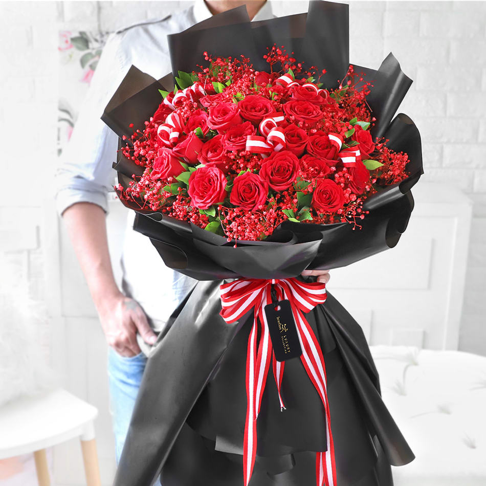 The Royal Wish: Order Anniversary Flowers Online | Interflora India