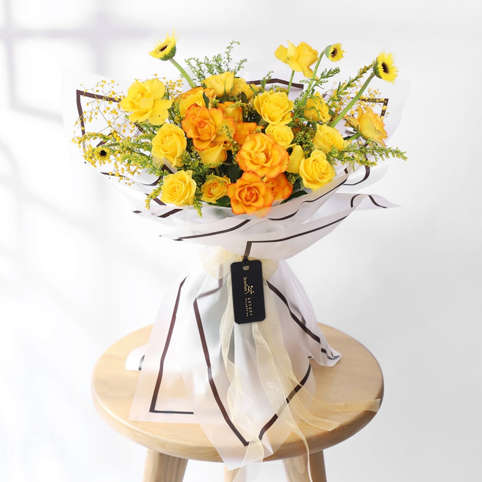 Tuscan Charm: Order Birthday Flowers Online | Interflora India