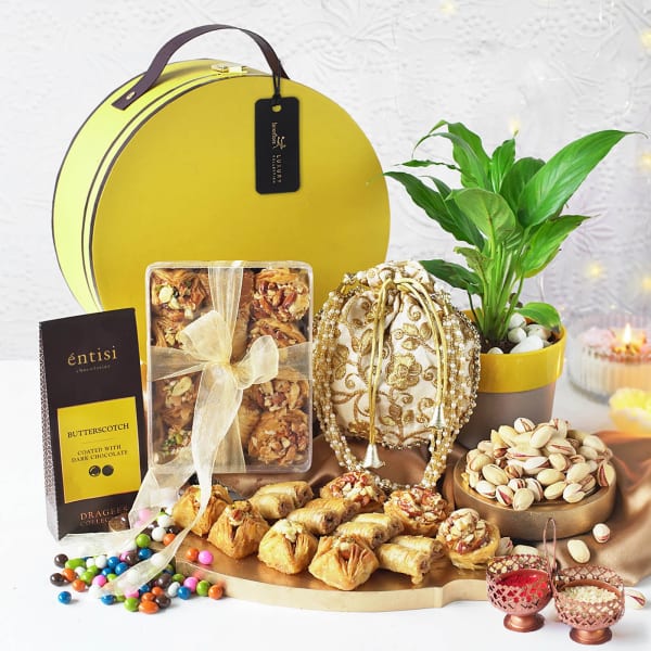 Glitz & Gold Bhai Dooj Hamper