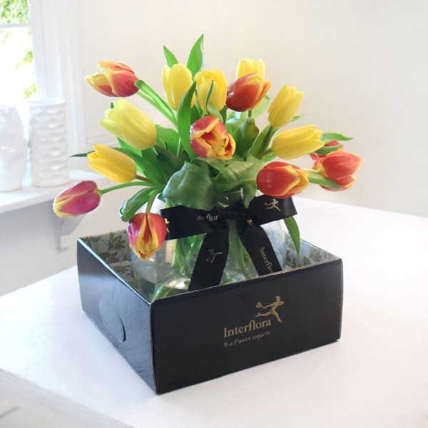 Luxury Tulip Vase Order Flowers Online Interflora India