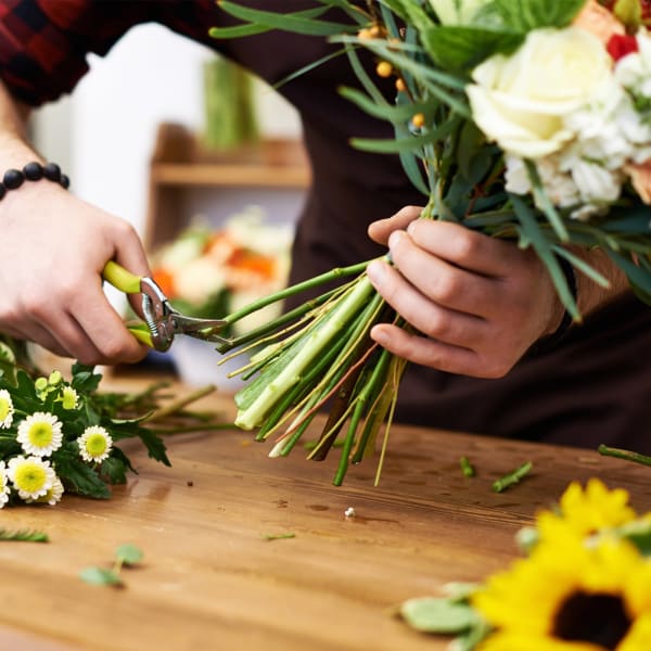 Mixed cut flowers