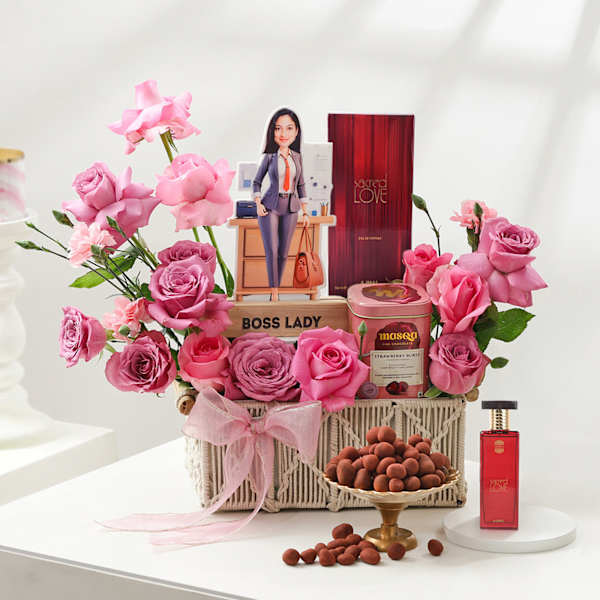Personalized Boss Lady Celebration Hamper