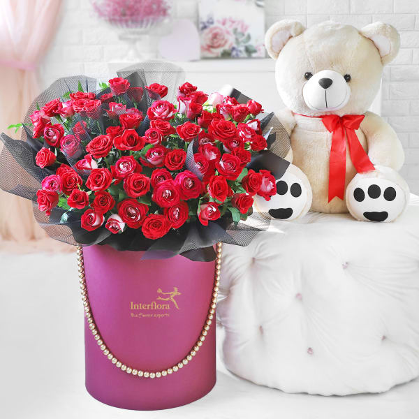 Romancing the Roses Valentine's Hamper