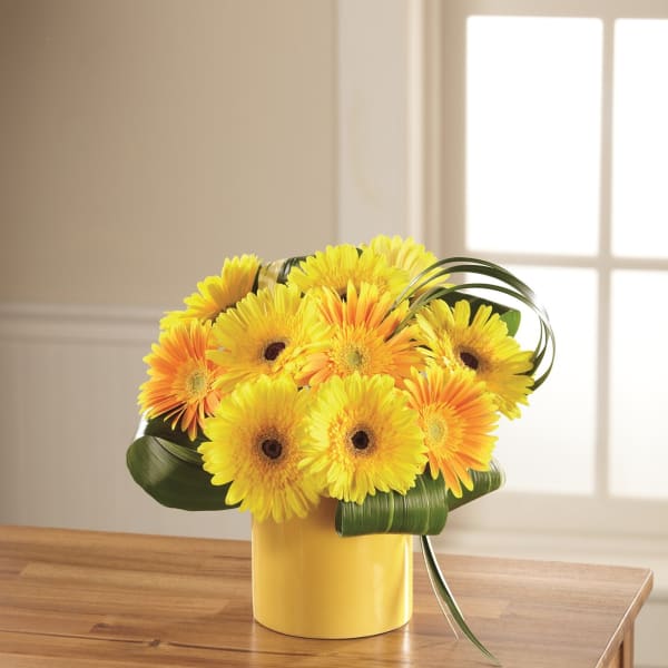 The FTD Sunny Surprise Bouquet