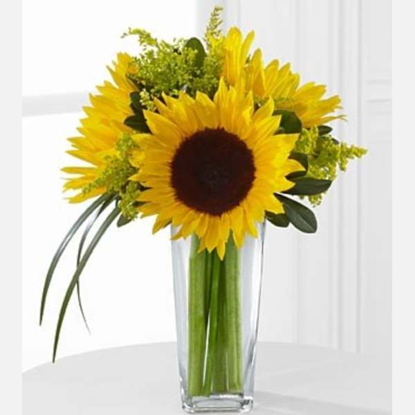 The FTD Sunshine Daydream Bouquet