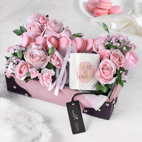 The Sweet Affair Valentine Hamper