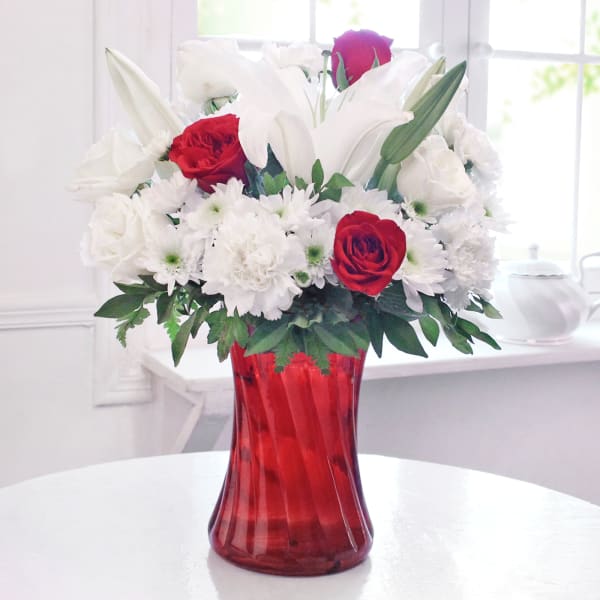Valentine's Perfect Gift: Order Romance Flowers Online | Interflora India