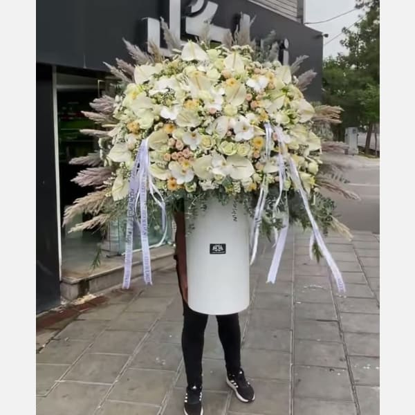 Vertical Cylindrical Box Bouquet