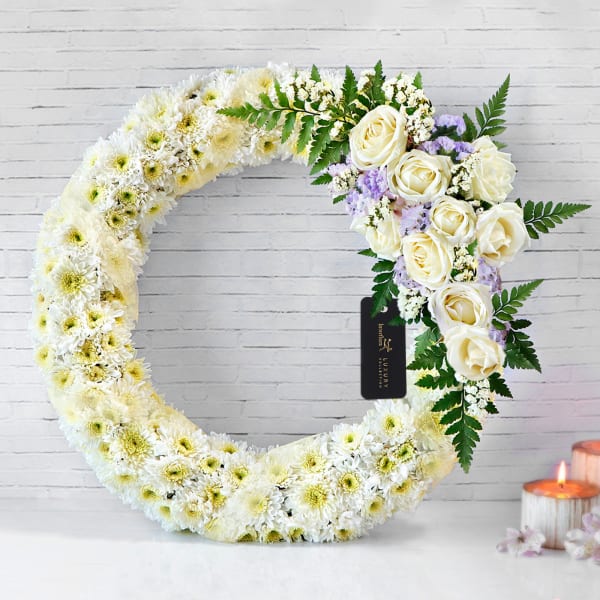 White Tribute Wreath