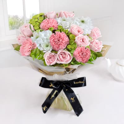 Pastel Bloom: Order Birthday Flowers Online | Interflora India