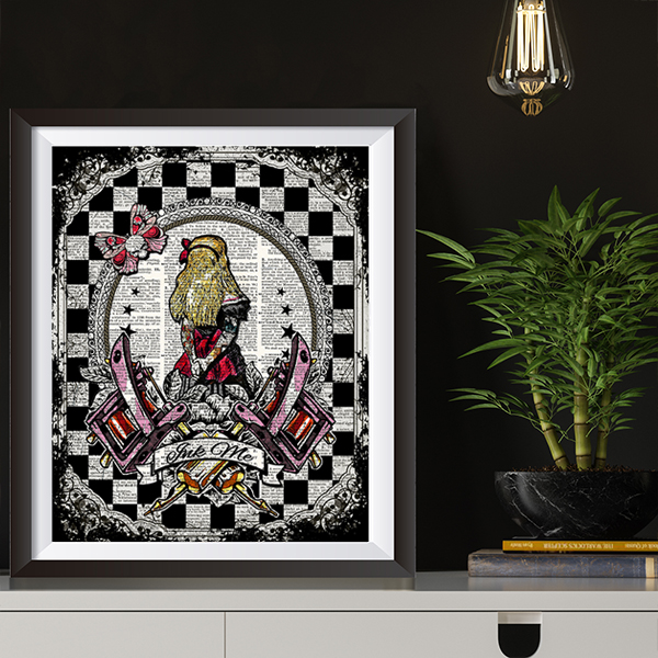 https://res.cloudinary.com/intheframe/image/upload/v1526986051/alice_ink_me_tk2n9v.jpg