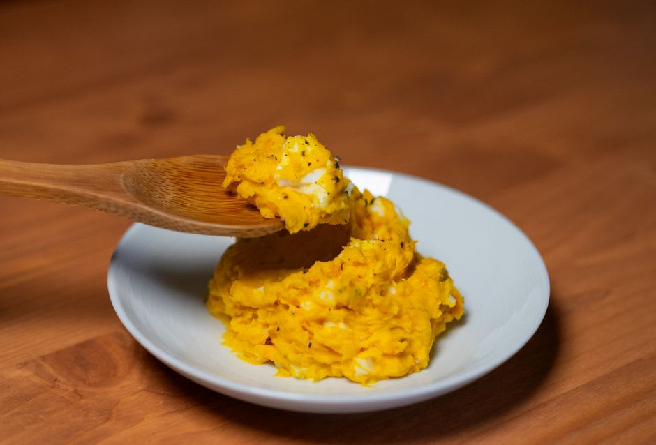 Escondidinho de carne moída com purê de abóbora