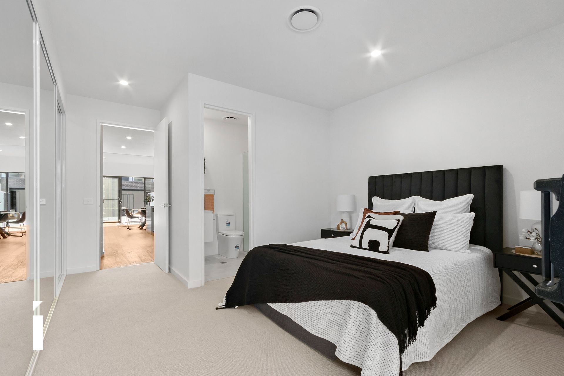 Photo of 32/10-20 Leahy Close, Narrabundah, 2604