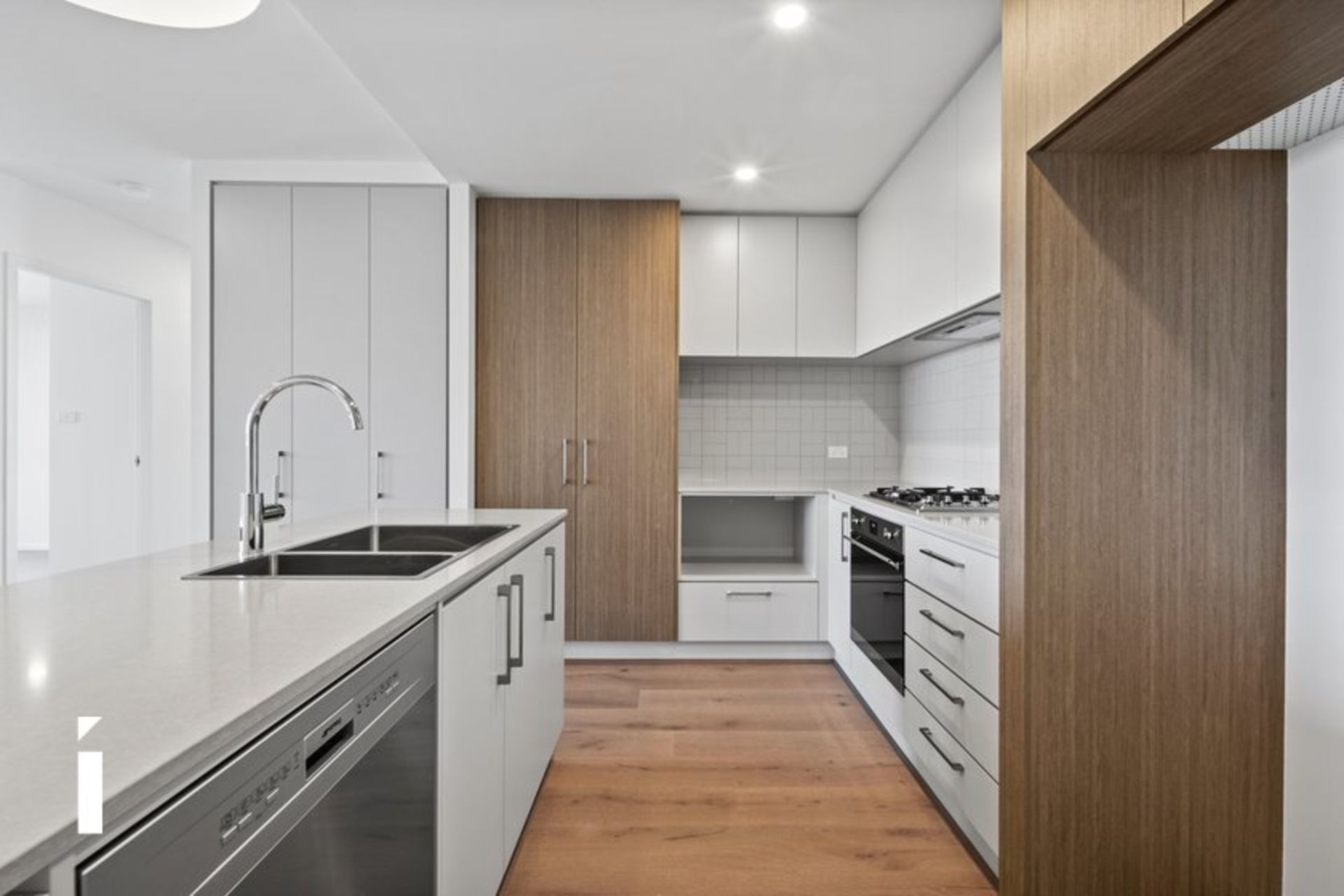 Photo of 68/11 Irving Street, Phillip, 2606