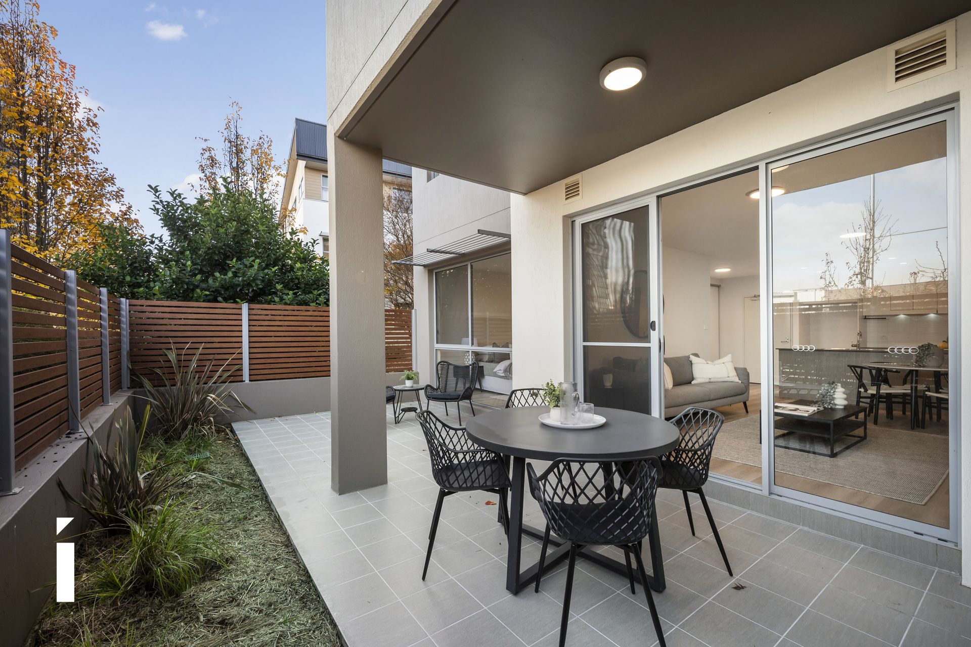 93/121 Easty Street, Phillip
