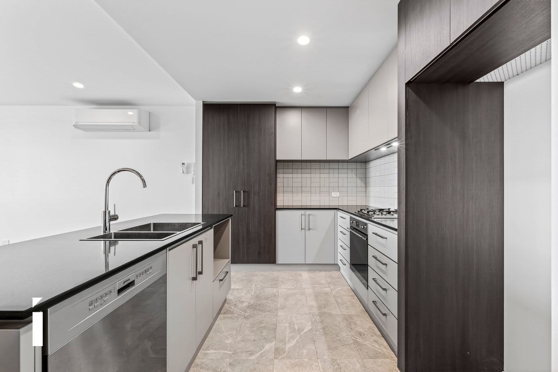Photo of 131/11 Irving Street, Phillip, 2606