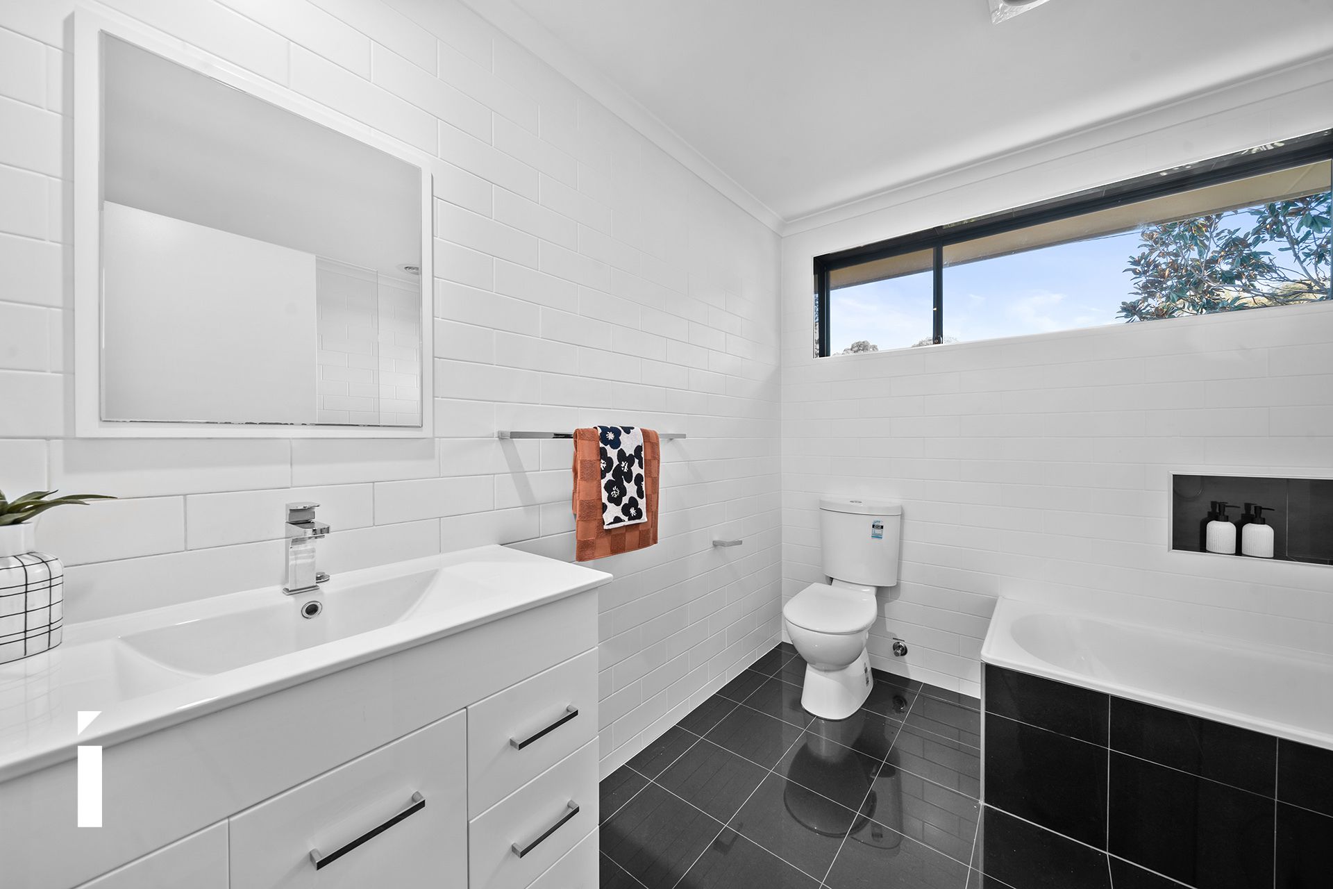 Photo of 24 Cazaly Close, Holt, 2615