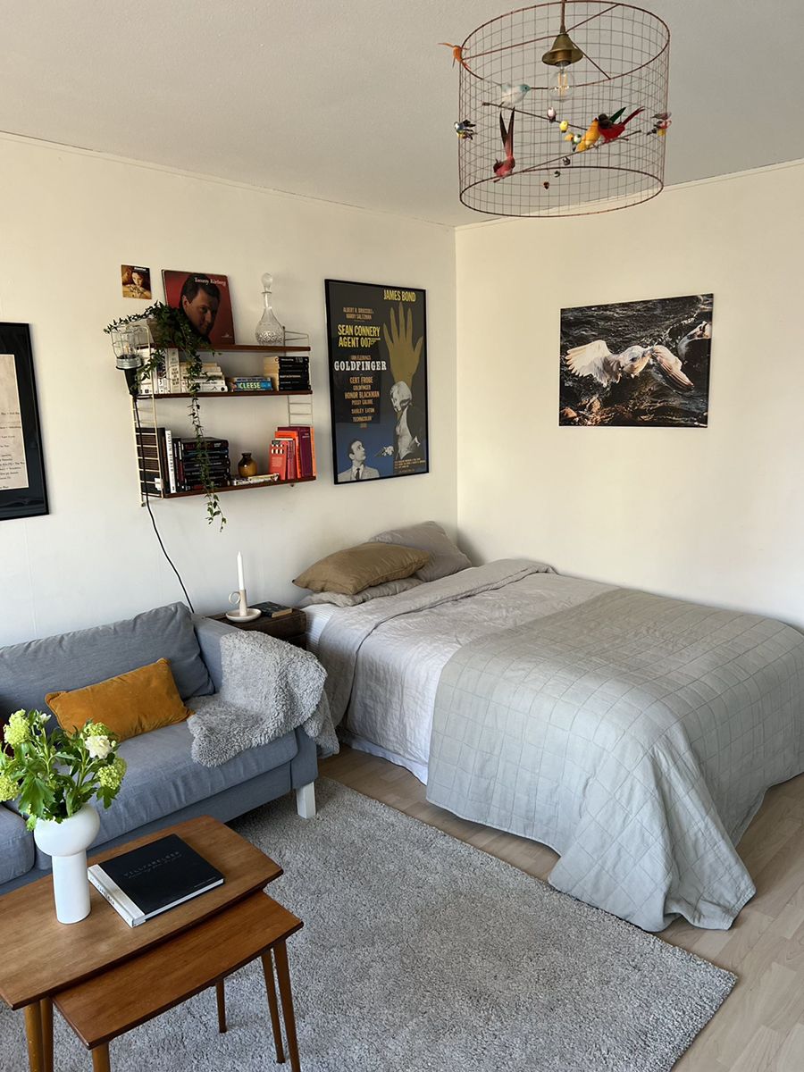 Bachelor Room