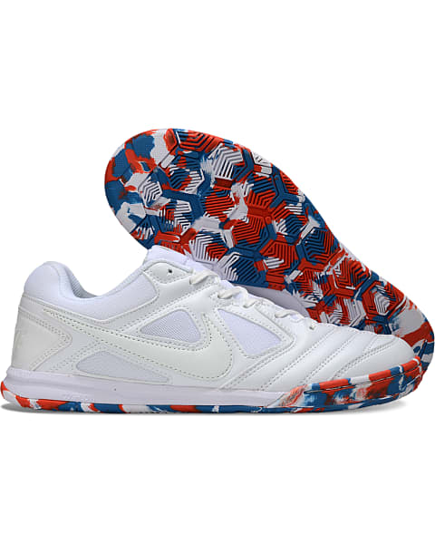 Nike Gato