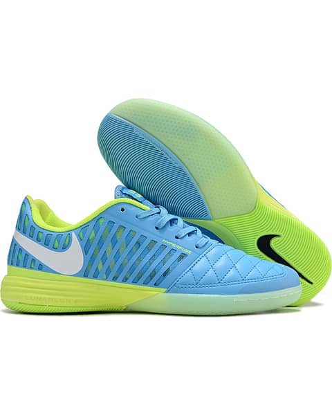 Nike Gato