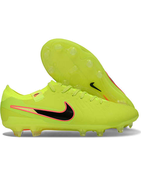Nike Tiempo