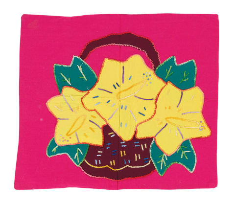 T faifai p 'oti-inspired cushion cover