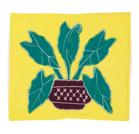 T faifai p 'oti-inspired cushion cover