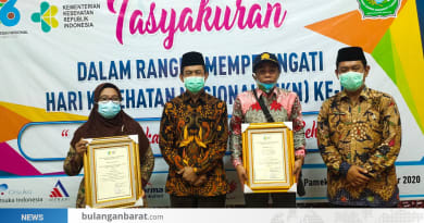 Kepala Desa Bulangan Barat Raih Penghargaan Kategori Kepala Desa Terbaik Nasional 2020 Kepala Desa Bulangan Barat Raih Penghargaan Kategori Kepala Desa Terbaik Nasional 2020