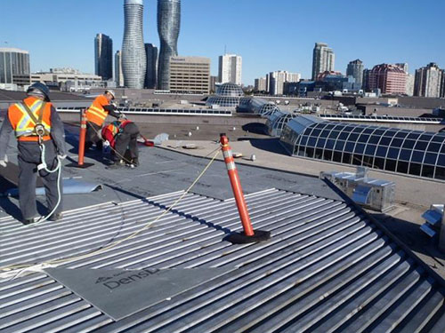 Construction of new roof of new expansion