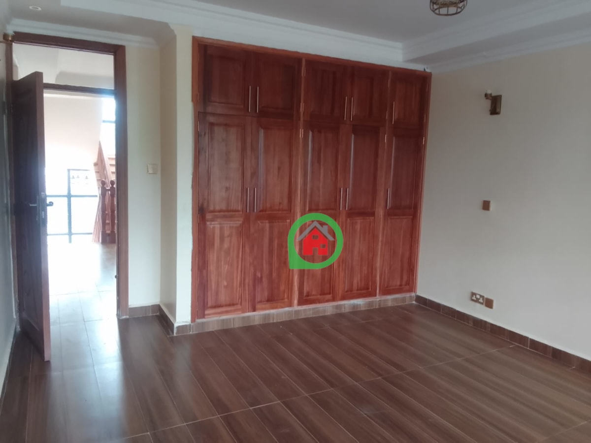 Four bedroom all-ensuite townhouses for rent in Karen