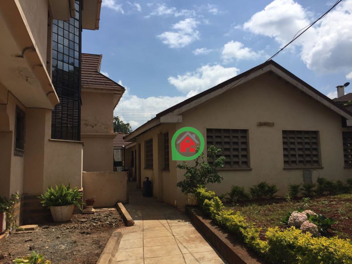 7 bedroom mansion on 0.6 acres for sale in Runda Grove