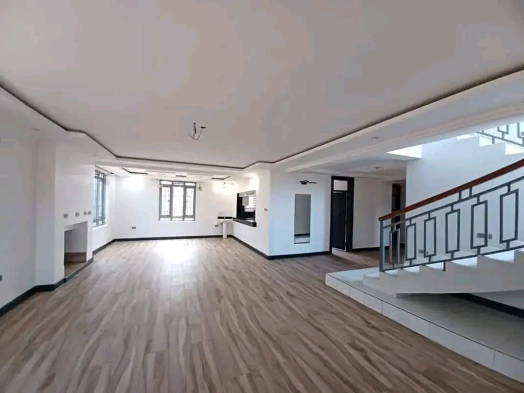 Magnificent 4Bdrm Town House With Dsq In Donholm Green Span Embakasi