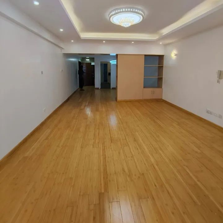 Modern, spacious 2 bedroom apartment ready for occupation to let at south c 