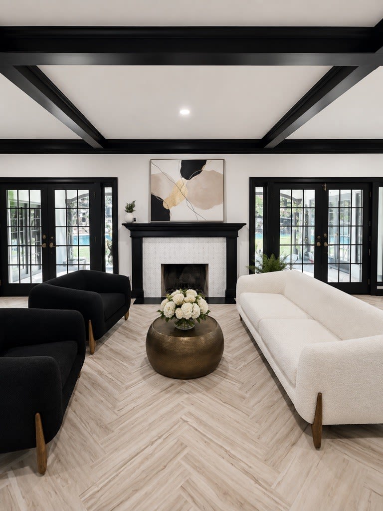 The Living Room, Placer Canyon estate