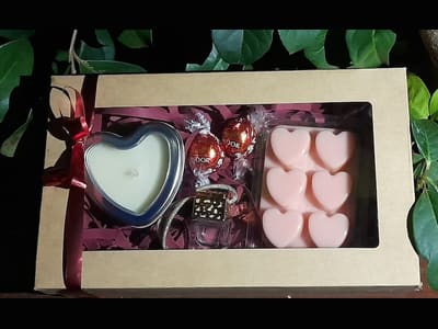 Love Gift box, ideal for special days like Valentines